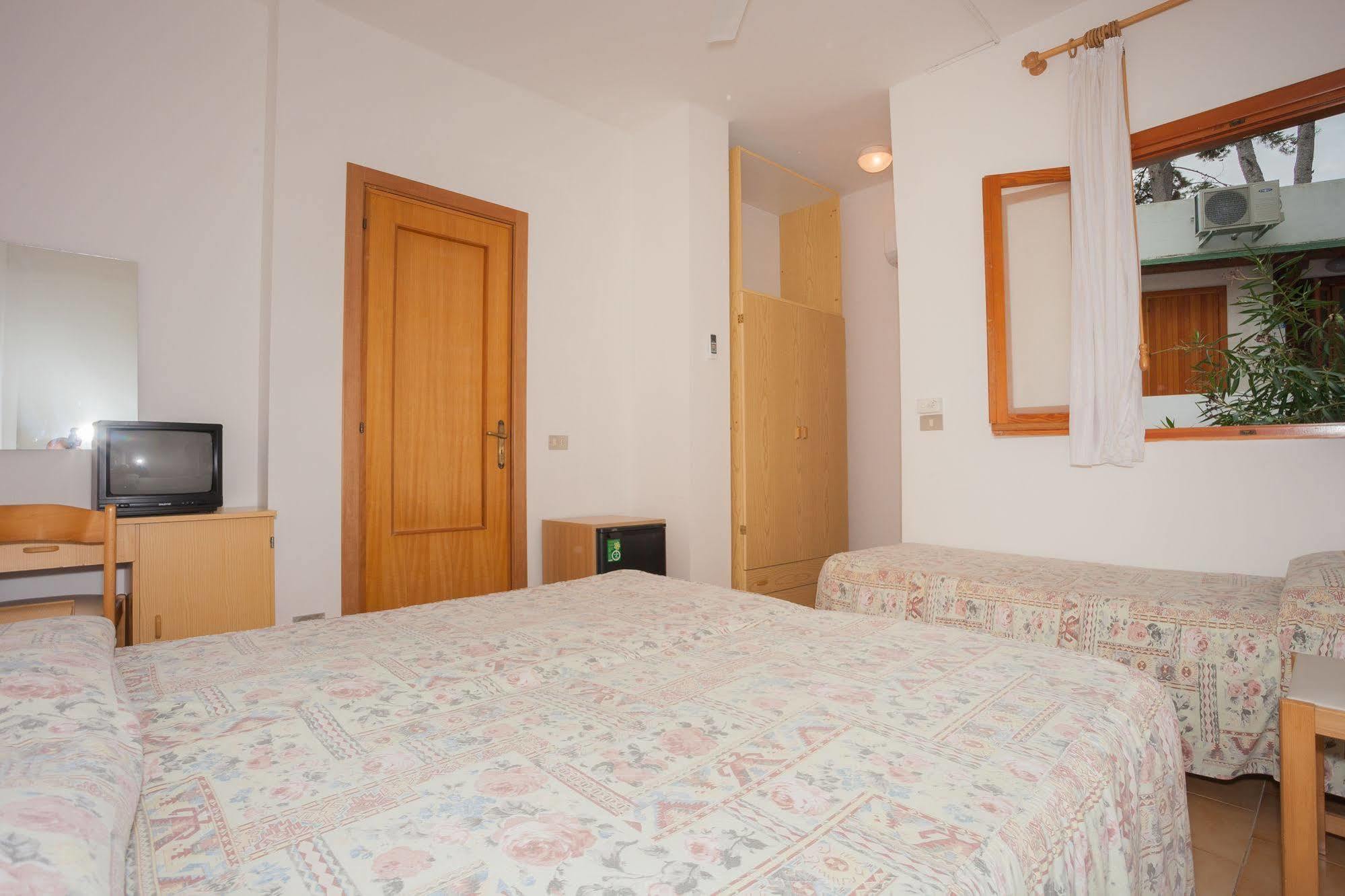 Hotel Baia Santa Barbara رودي غارغانيكو المظهر الخارجي الصورة