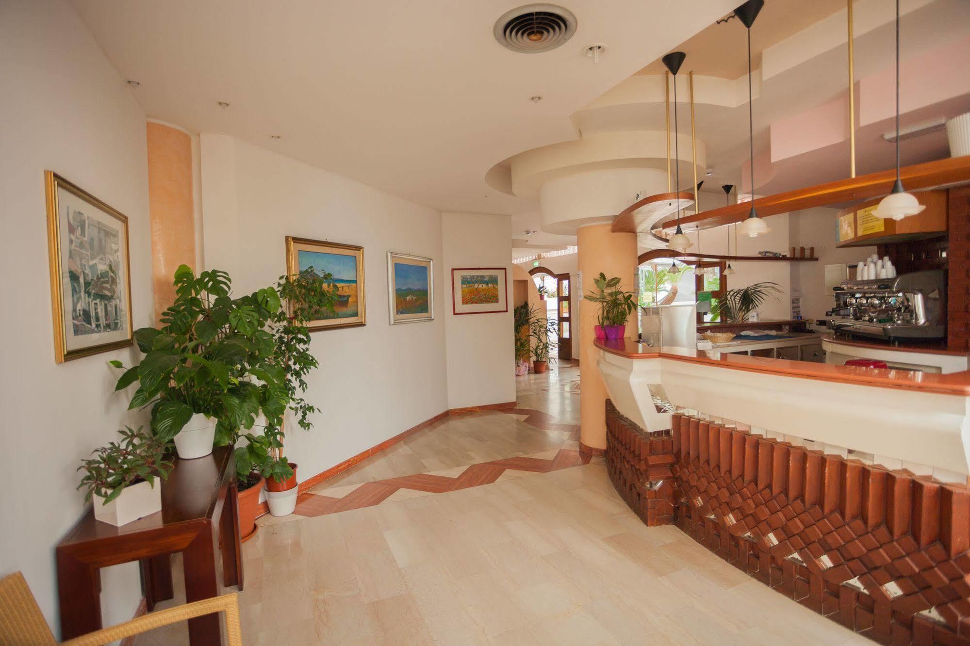 Hotel Baia Santa Barbara رودي غارغانيكو المظهر الخارجي الصورة