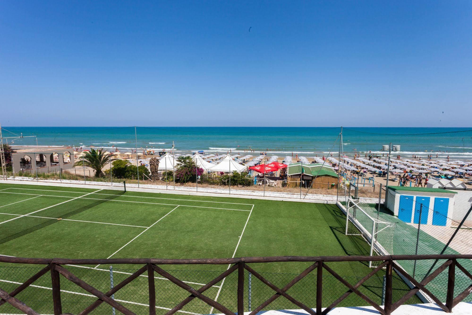 Hotel Baia Santa Barbara رودي غارغانيكو المظهر الخارجي الصورة